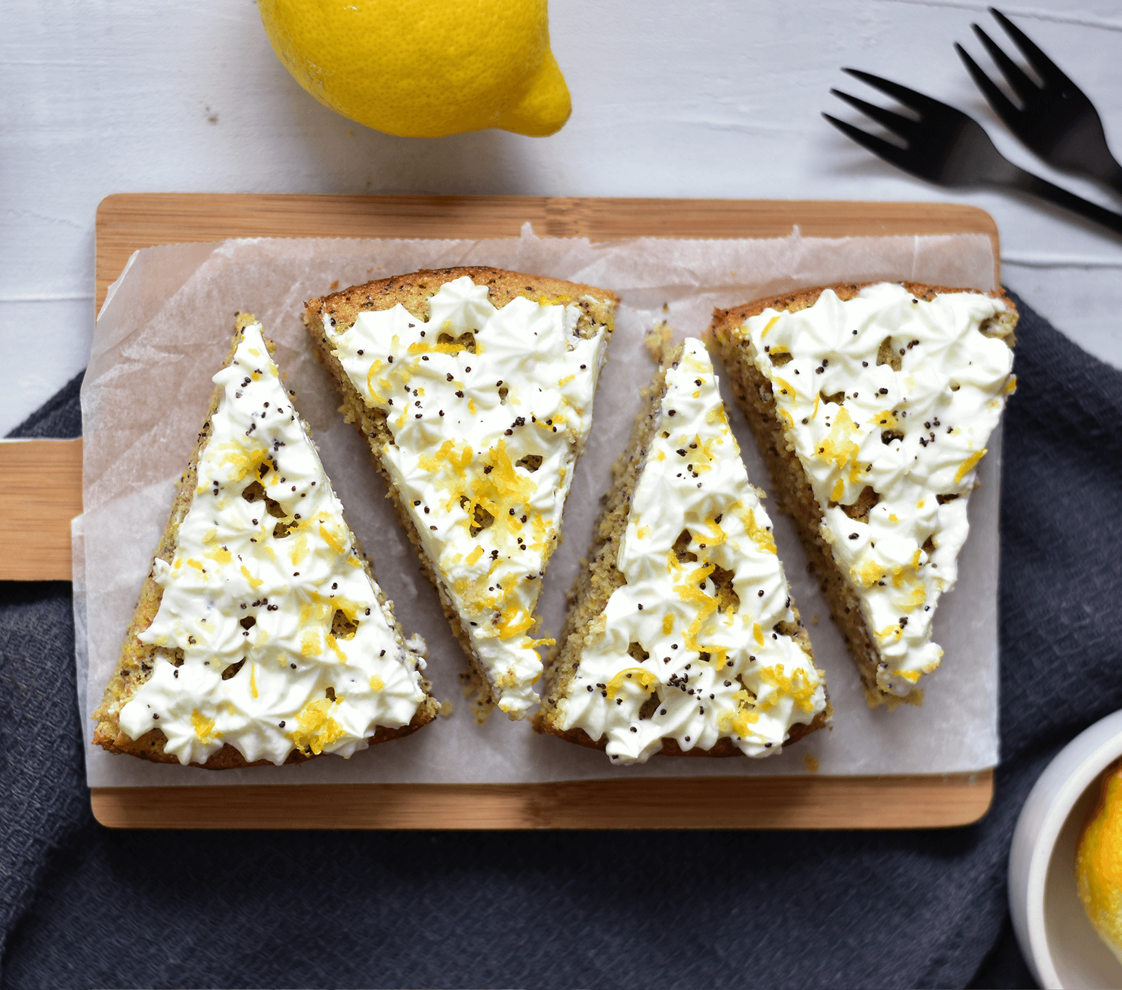 Rezept: Zitronen-Griess-Torte – zuckerreduziert &amp; kalorienarm